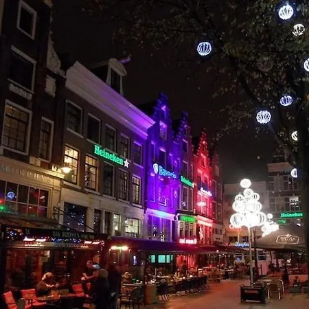 Group Stay, 7 Minutes Away From Amsterdam! Apartment Halfweg