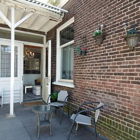 Group Stay, 7 Minutes Away From Amsterdam! ハルフウェフ