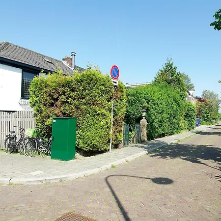 Group Stay, 7 Minutes Away From Amsterdam! Διαμέρισμα *